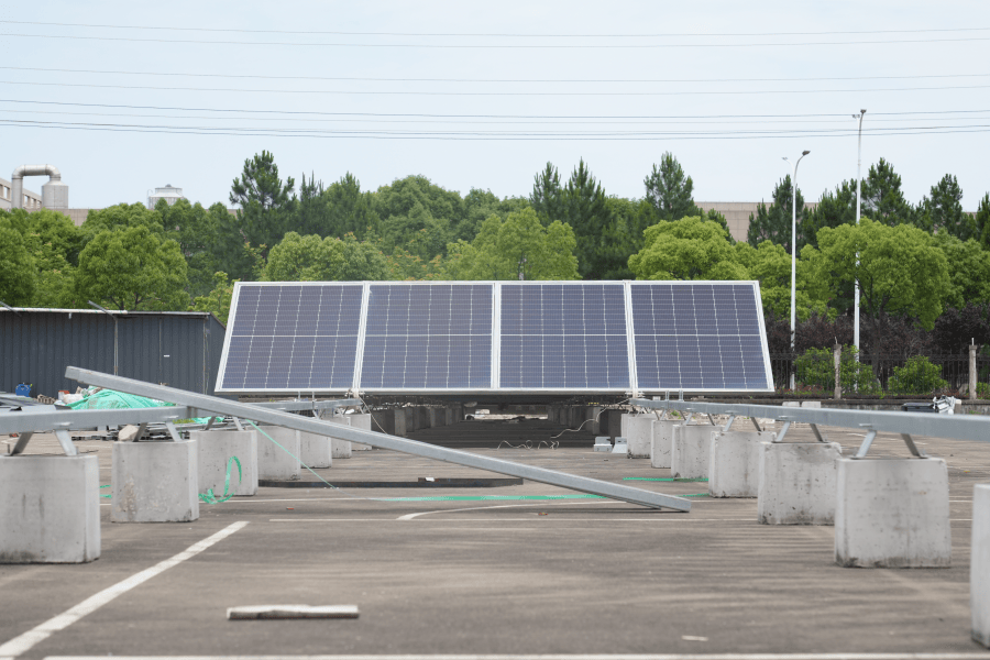 All-in-One Off-Grid Solar Generators for Military Bases: Benefits vs. Drawbacks Analysis
